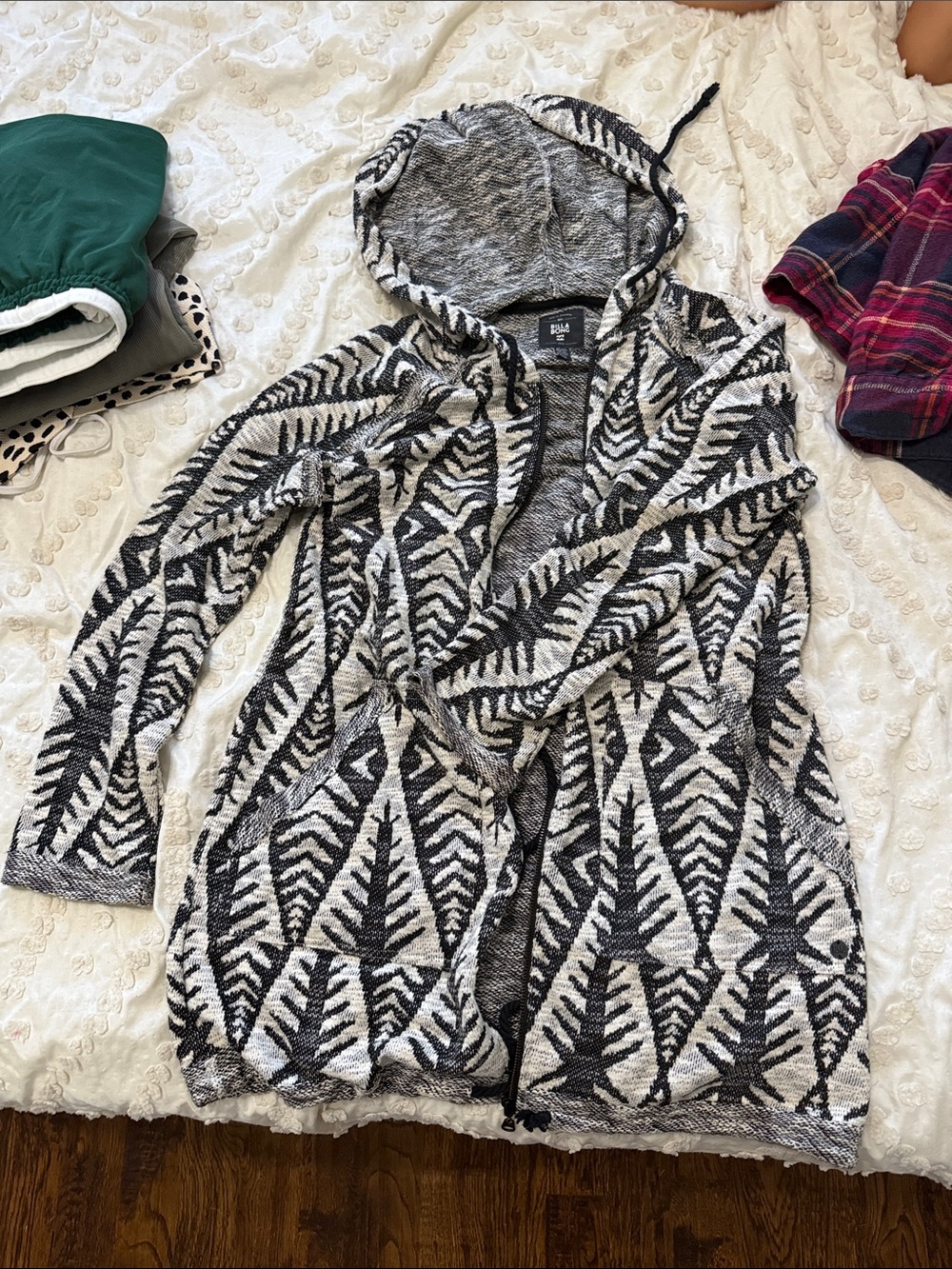 Billabong Hooded zipper Open-Front Cardigan Sweater - Black & Cream Aztec